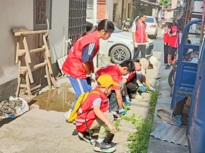 “党建红”携手“志愿红”，蕉岭文福镇文福社区清洁家园“净”行时