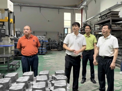 曾祥海到五华县调研定点联系县镇村“百千万工程”和挂钩联系重点项目工作