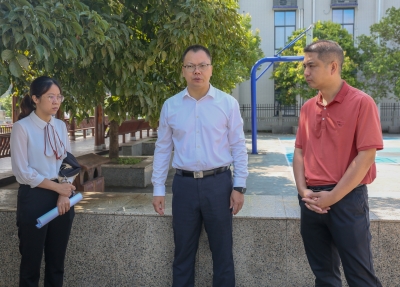 周小勇督导检查地质灾害、“龙舟水”防御和“百千万工程”工作并开展“围屋家访”活动