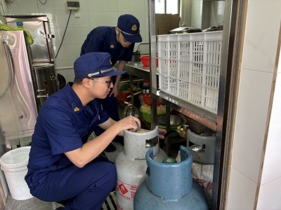 排隐患、抓整改！平远消防开展“九小”场所消防安全检查