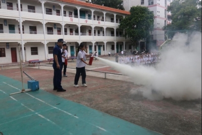 兴宁市开展防灾减灾、安全生产进校园、进农村宣传活动