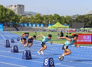 一习话丨“争取跑出当代青年的最好成绩”