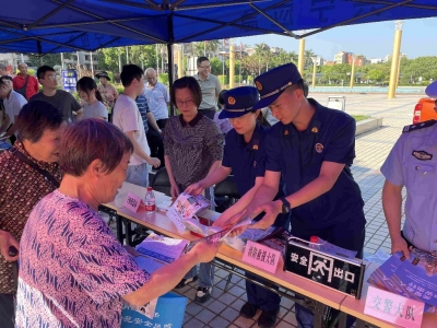 兴宁消防联合多部门开展“5·12”全国防灾减灾日主题宣传系列活动