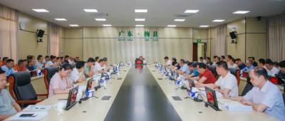 梅县区委议军会议暨党管武装工作述职会议召开