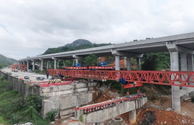 汕梅高速改扩建项目迎关键节点：甲路排大桥上部结构拆除完成、清潭特大桥Z线建设全面启动