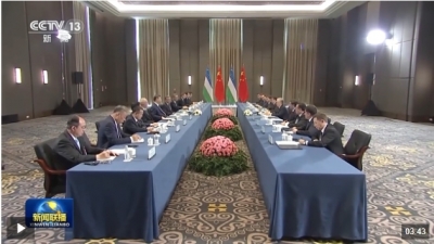 习近平会见乌兹别克斯坦总统米尔济约耶夫