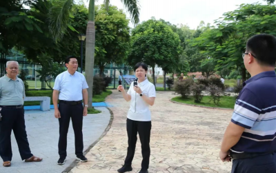 五华县委常委会在安流镇召开会议