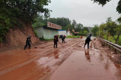 “周二上门”变“天天在线”，兴宁市大坪镇服务群众升级！