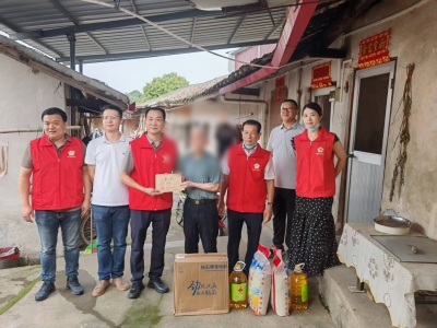 梅江区金山街道、潮汕商会等联合开展“情暖七一”敬老慰问活动