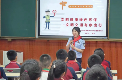 童心向阳 心灵护航！梅县公安开展“六一”法治宣传进校园活动