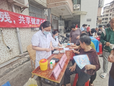 义诊活动走进梅江区江南社区，为居民送上健康服务与关怀~