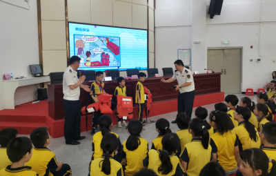 织密校园防溺网！他们，为孩子们送上意义非凡的“安全锦囊”！