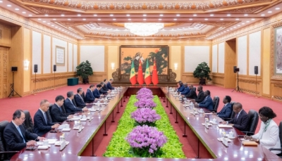 习近平会见塞内加尔总理松科