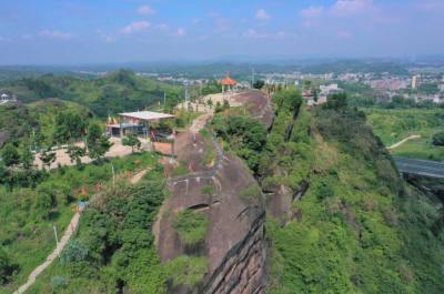 五华安流镇梅林镇发现丹霞山地貌