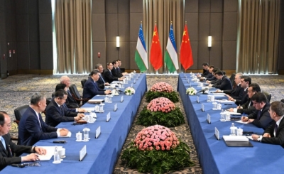 习近平会见乌兹别克斯坦总统米尔济约耶夫