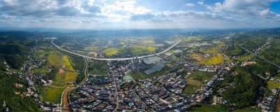 驻新圩镇帮镇扶村工作队：以实干书写实绩 助力高质量发展