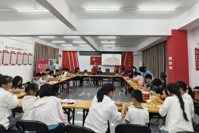 亲子齐动手！梅江区三角镇美景社区联合开展暑期安全教育活动