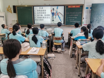 多部门聚力共宣！梅江区西郊街道联合开展反诈、普法、征兵宣传活动