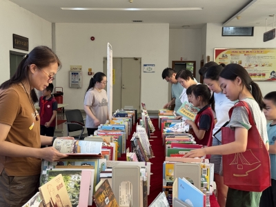 “书适”暑假，“阅”享一“夏”！梅州市剑英图书馆暑期迎来 “读书热” 