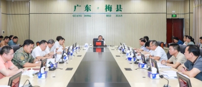 梅县区委常委会召开扩大会议 认真学习贯彻习近平总书记重要讲话重要指示精神 全力抓好下半年经济工作