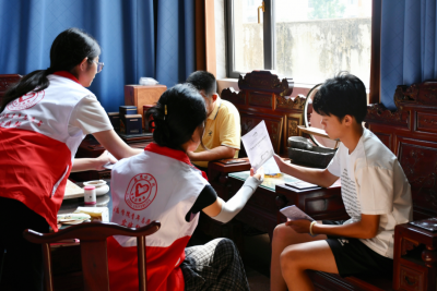 方言IP助政策惠民！嘉应学院“乡音助贷”走进丰顺潭江