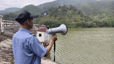 筑牢暑期旅游安全防线！梅州泮坑旅游风景区多措并举开展防溺水宣传