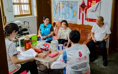 大埔县大麻镇社工站链接一心公益基金会开展助学帮扶活动