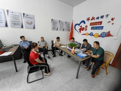 梅江区西郊街道深化“1+6+N”基层社会治理：服务沉下去，纠纷“就地解”