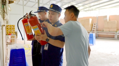 多措并举织密安全生产“防护网”！兴宁市各级各部门积极开展“安全生产月”系列活动