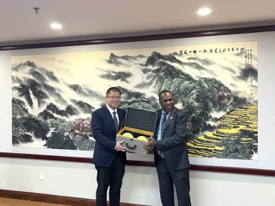 巴布亚新几内亚政商代表团来梅访问：寻求务实合作 共谋发展蓝图！ 