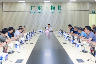 梅县区基孔肯雅热疫情防控工作会议召开：筑牢群防群控严密防线 扎实做好疫情防控工作