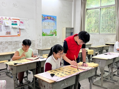 用公益浇灌乡村美育之花！丰顺县龙岗镇暑期公益培训班圆满结束