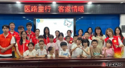 助力乡村教育！嘉应学院医学院到梅江区龙丰村开展暑期“三下乡”社会实践活动
