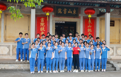 梅州V视丨妈妈的背，托起600分！梅州脆骨病少年的高考奇迹