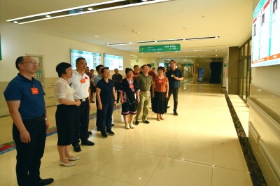 省人大常委会组织全国人大代表来梅开展专题调研：提升医疗服务水平 更好惠及人民群众