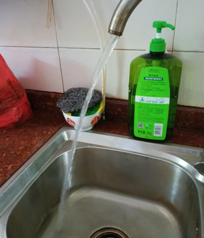 天河区猎德街道暖心帮扶解民忧！兴宁市罗岗镇敬老院告别井水用上自来水