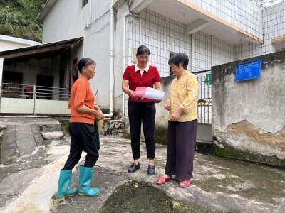 兴宁径南镇党建引领全民参与，织密防蚊灭蚊“安全网”