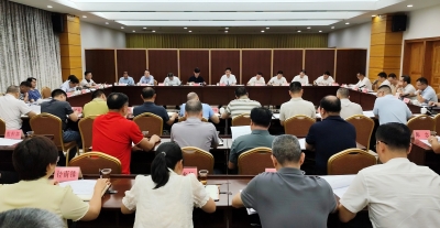 兴宁市政府党组（扩大）会议和市政府常务会议召开 研究部署重点工作