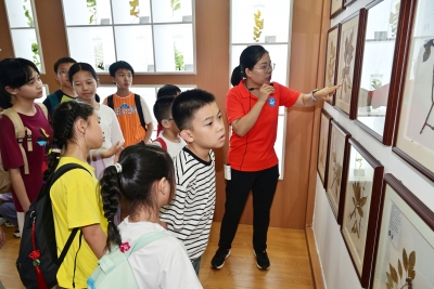 “大自然就在身边”研学活动在阴那山省级自然保护区举行：与自然对话 探生态之美