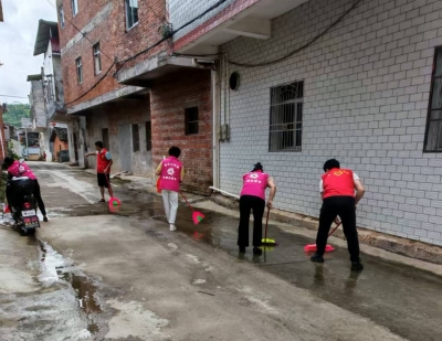 用行动诠释担当，兴宁罗岗镇党员干部在一线筑牢群众安全防线