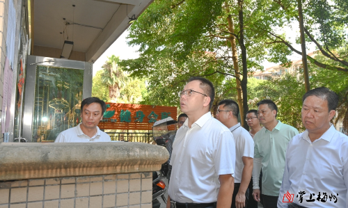 周小勇督导检查爱国卫生运动开展情况