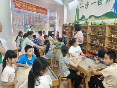 从“心”启航 与法同行！梅江区举办12355青春自护系列活动护航青少年健康成长