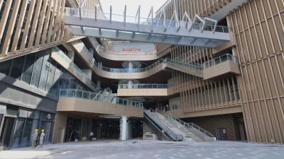 梅州天虹购物中心V型广场外立面拆架！来看“光熙秘谷”的真容... 