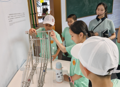 不断开阔眼界 厚植家国情怀！市总工会“遇见梅好 乐学成长”夏令营活动结营