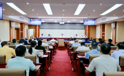 丰顺县防台风工作会议召开：严阵以待 周密部署 坚持风雨同防 筑牢坚强防线 坚决打好打赢防御台风硬仗