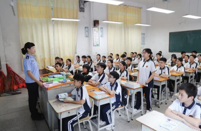 拒绝校园欺凌 守护青春阳光！梅县公安“开学第一课”，点亮平安新学期