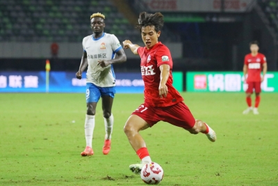 主场1比2不敌青岛西海岸，梅州客家跌入降级区