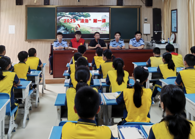 大埔县银江镇实验学校开展“开学第一课·法治大讲堂”宣讲活动