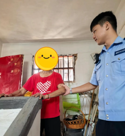 迷途有“警”护！关键时刻，还好他们出现了...