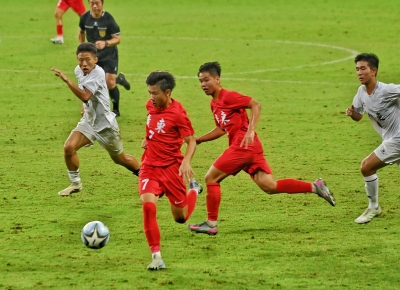 十五运会U16男足小组赛第三轮进行，广东战平山东以小组第一出线